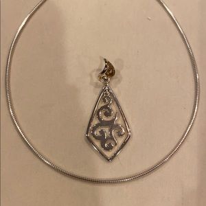 Silpada women’s ornate necklace
